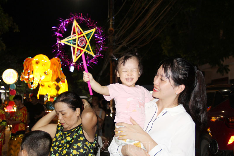 Phủ Lý ban hành Kế hoạch tổ chức thi mô hình Đèn Trung thu năm 2024