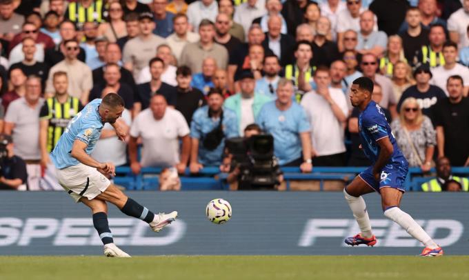 Hạ Chelsea, Man City khởi đầu thuyết phục tại Ngoại hạng Anh