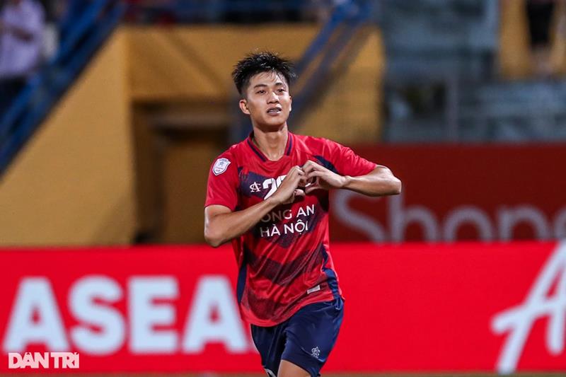 Vượt qua đội bóng Thái Lan, CAHN vẫn chưa giành được ngôi đầu bảng