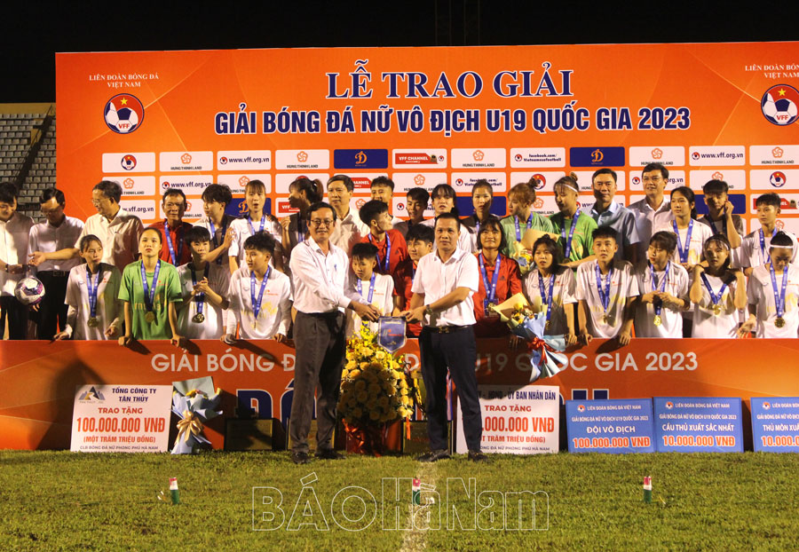 18/9 bắt đầu diễn ra Giải Bóng đá nữ Vô địch U19 quốc gia 2024