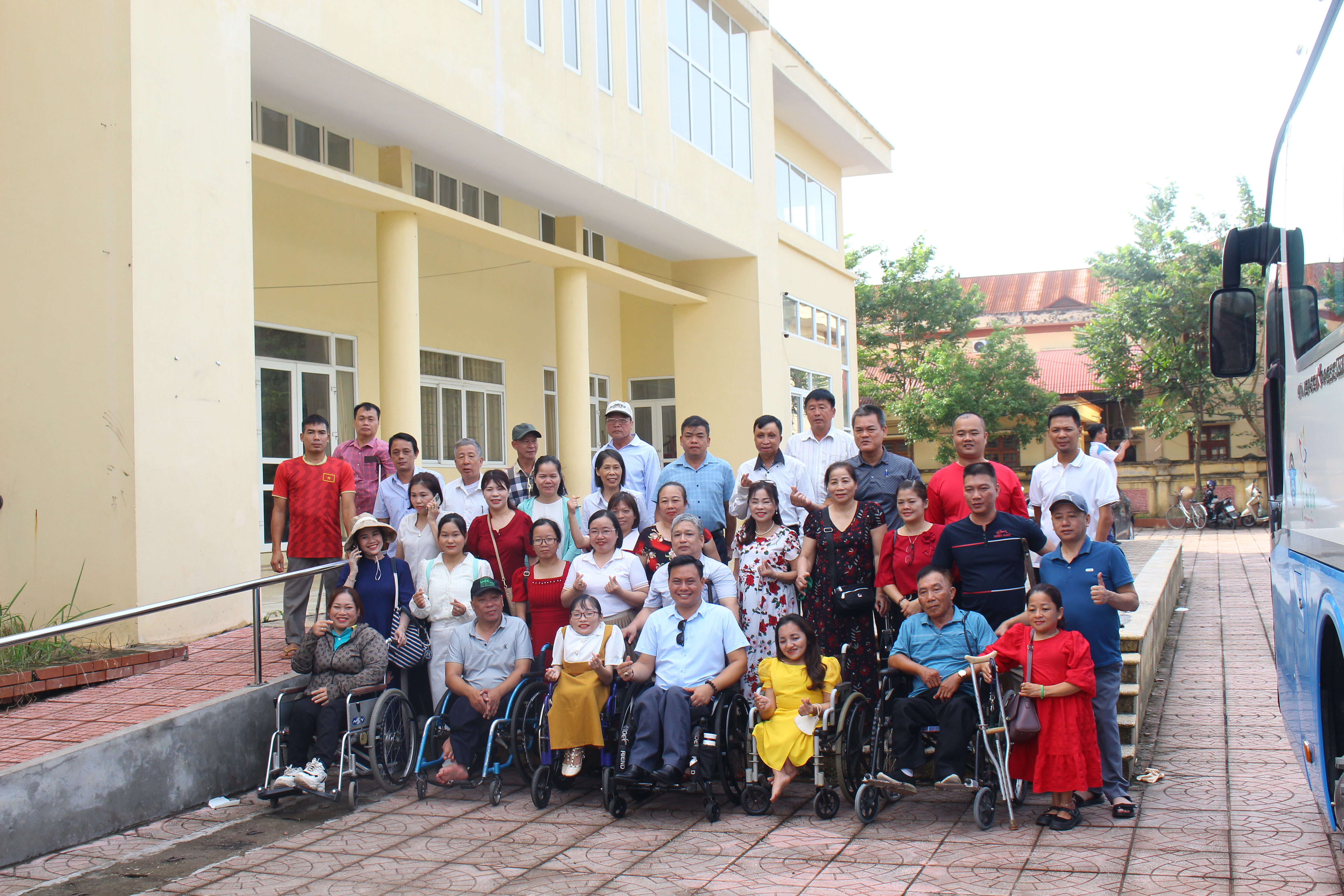 Hội thảo chia sẻ kinh nghiệm tiếp cận công trình công cộng đối với người khuyết tật