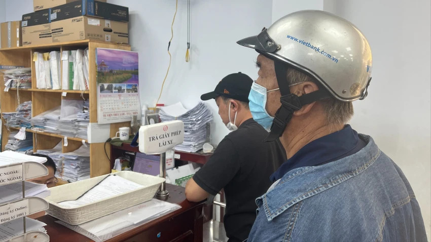 Từ năm 2025, cấp đổi, cấp lại giấy phép lái xe sẽ thực hiện như thế nào?