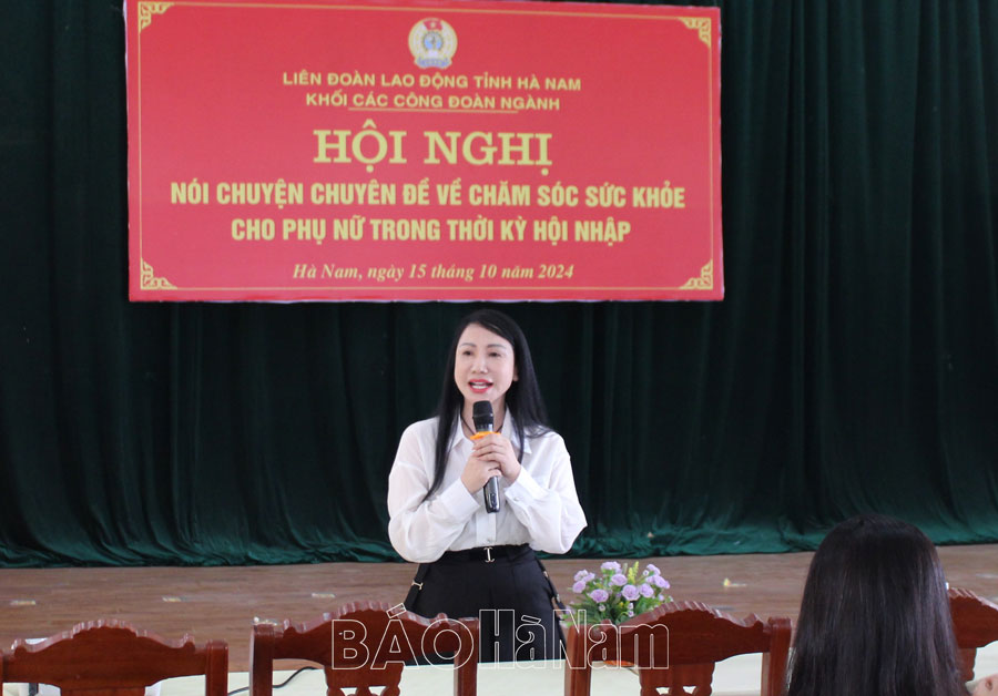 Nói chuyện chuyên đề “Chăm sóc sức khoẻ cho phụ nữ trong thời kỳ hội nhập”