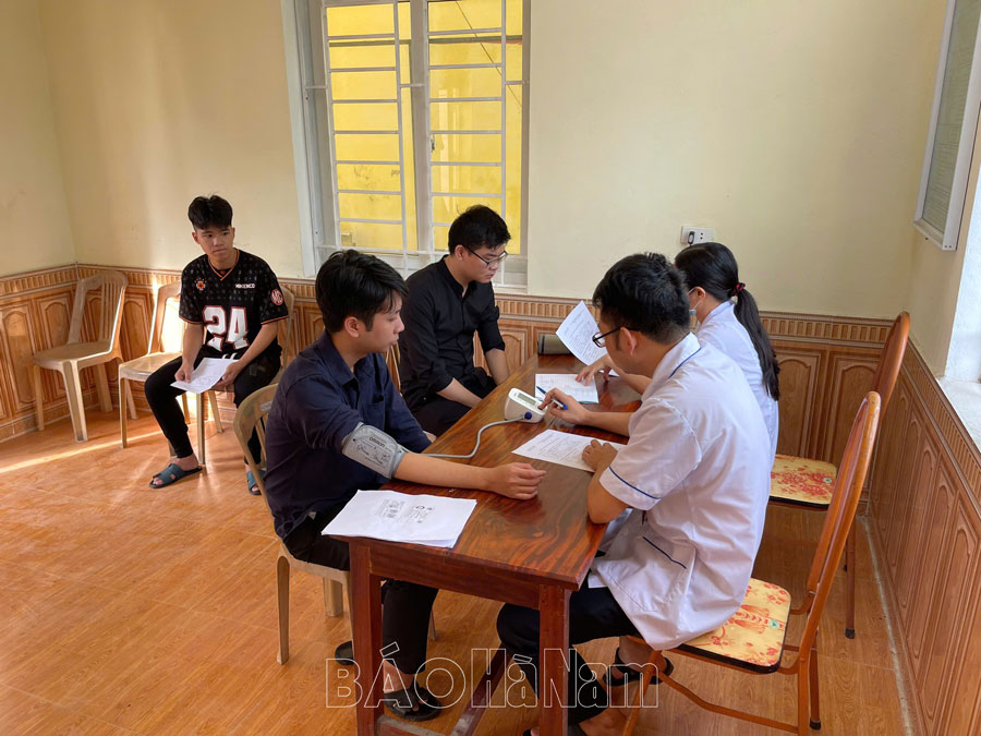 Kim Bảng tổ chức khám sức khoẻ sơ tuyển nghĩa vụ quân sự năm 2025