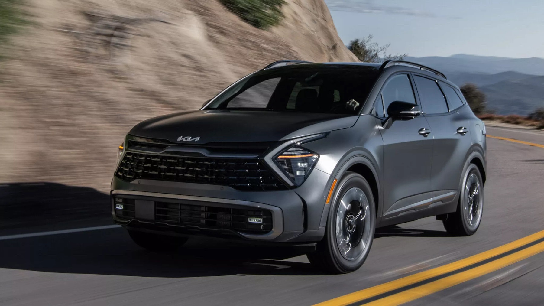 Xe hybrid có thực sự cần thiết hay chỉ là một sự lầm tưởng?