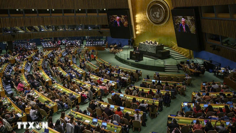 Đại hội đồng Liên hợp quốc thông qua nghị quyết yêu cầu Mỹ chấm dứt cấm vận Cuba