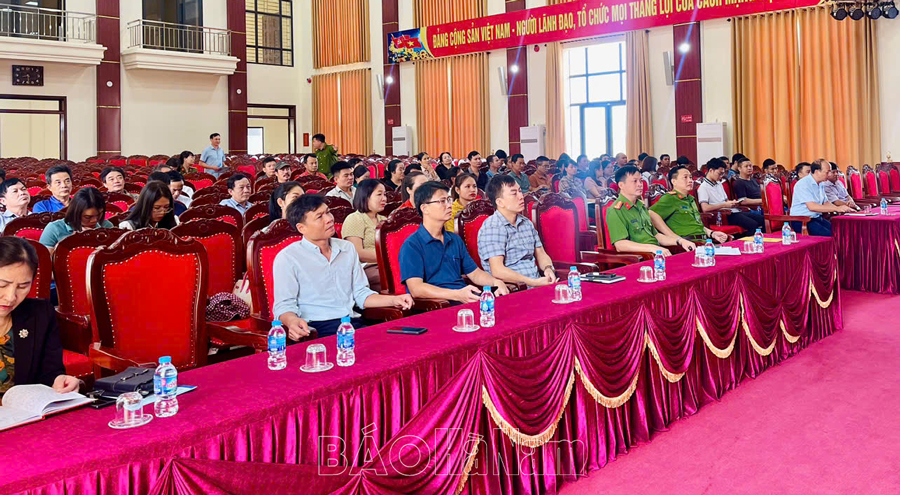 Tập huấn kỹ năng PCCC và CNCH cho các cơ sở sản xuất, kinh doanh tại Bình Mỹ