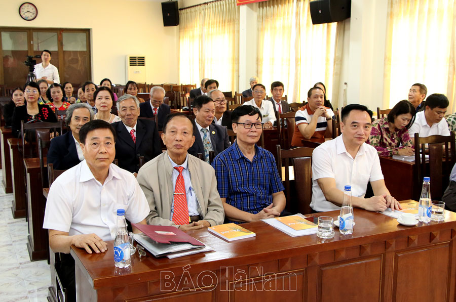 Hội Cựu Giáo chức tỉnh tổng kết, trao giải Cuộc thi sáng tác thơ lần thứ nhất