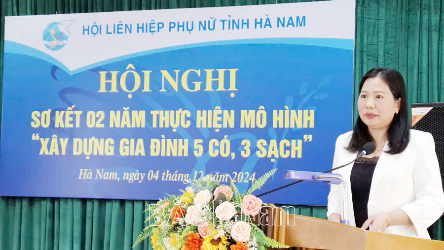 Hội LHPN tỉnh sơ kết 2 năm thực hiện mô hình "Xây dựng gia đình 5 có, 3 sạch"
