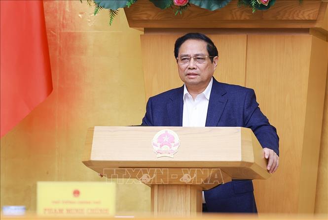 Thủ tướng: Tháo gỡ 'điểm nghẽn' để đạt mục tiêu tăng trưởng 2 con số