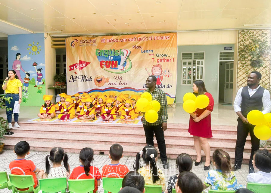 Lợi ích của việc cho trẻ mẫu giáo làm quen với tiếng Anh