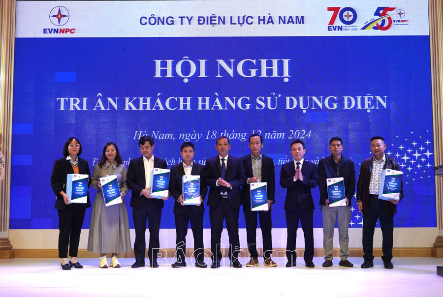 PC Hà Nam tổ chức hội nghị tri ân khách hàng