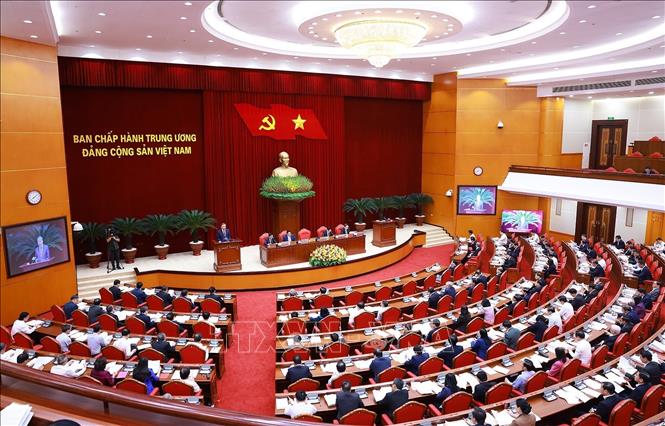 Tinh gọn bộ máy: Có 'tâm tư' nhưng không bàn lùi