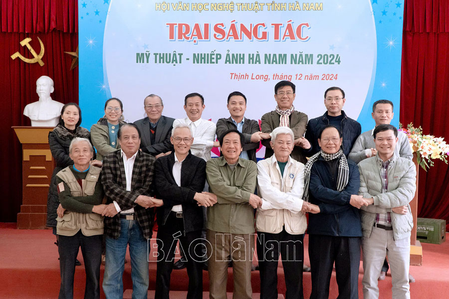 Bế mạc Trại sáng tác Mỹ thuật - Nhiếp ảnh Hà Nam năm 2024