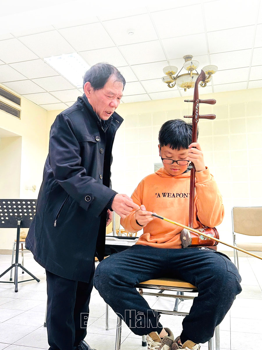 Nghệ sỹ truyền “lửa nghề” cho con