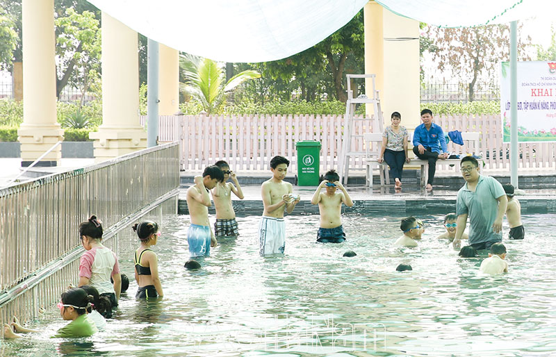 Tăng cường giáo dục kiến thức, kỹ năng phòng, chống đuối nước cho học sinh