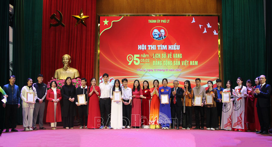 Thành ủy Phủ Lý tổ chức Hội thi “Tìm hiểu 95 năm lịch sử vẻ vang của Đảng Cộng sản Việt Nam”