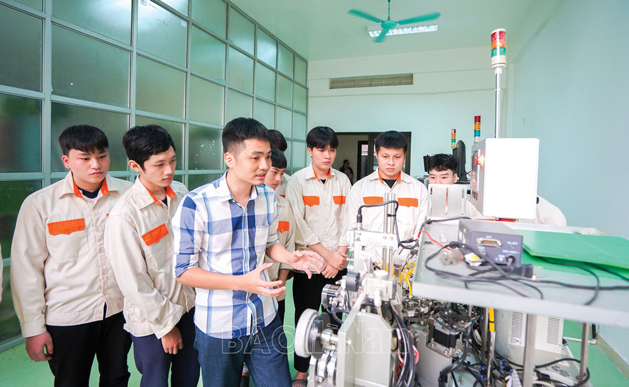 Tiêu chí, tiêu chuẩn kiểm định chất lượng giáo dục nghề nghiệp