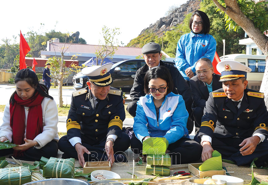 Mùa Xuân trên biển trời Đông Bắc Tổ quốc