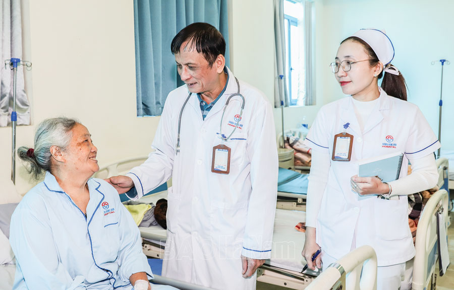 Chuyện y, bác sỹ trực Tết