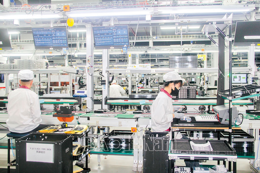 Đôn đốc triển khai thực hiện các kịch bản tăng trưởng của từng địa phương năm 2025