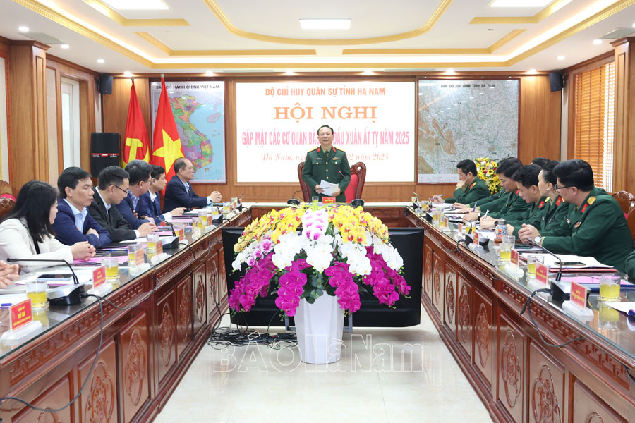 Bộ CHQS tỉnh gặp mặt các cơ quan báo chí đầu Xuân Ất Tỵ