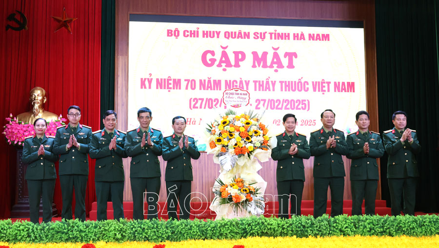 Bộ CHQS tỉnh gặp mặt kỷ niệm 70 năm Ngày Thầy thuốc Việt Nam