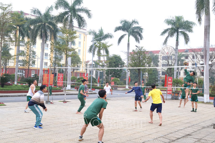 LLVT tỉnh đẩy mạnh phong trào thi đua "Khỏe để xây dựng và bảo vệ Tổ quốc"