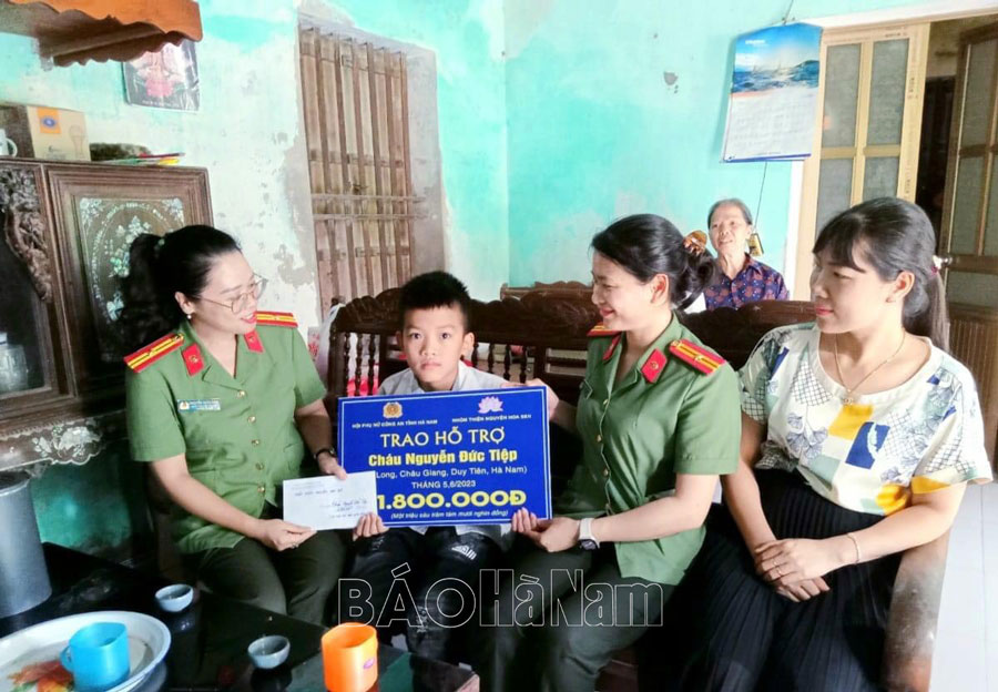 Phụ nữ Công an tỉnh với những hoạt động thiết thực vì cộng đồng