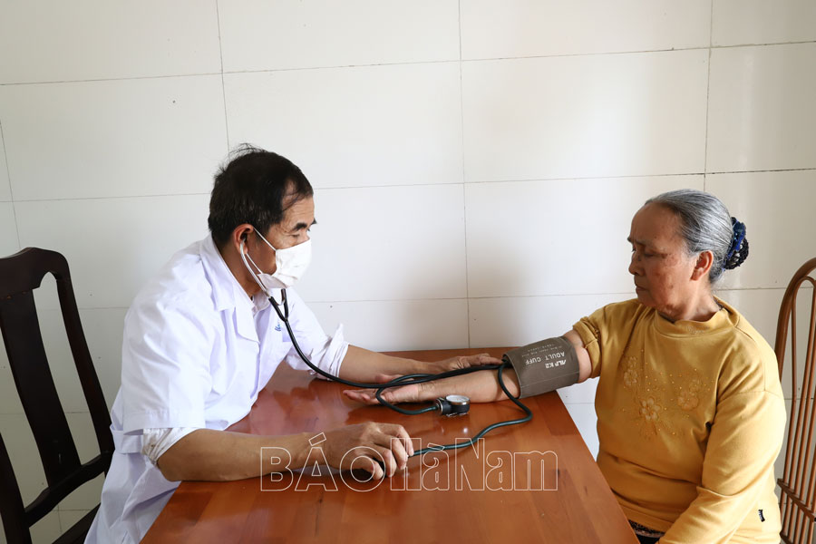 Đẩy mạnh thực hiện Bộ tiêu chí quốc gia về y tế xã giai đoạn đến năm 2030