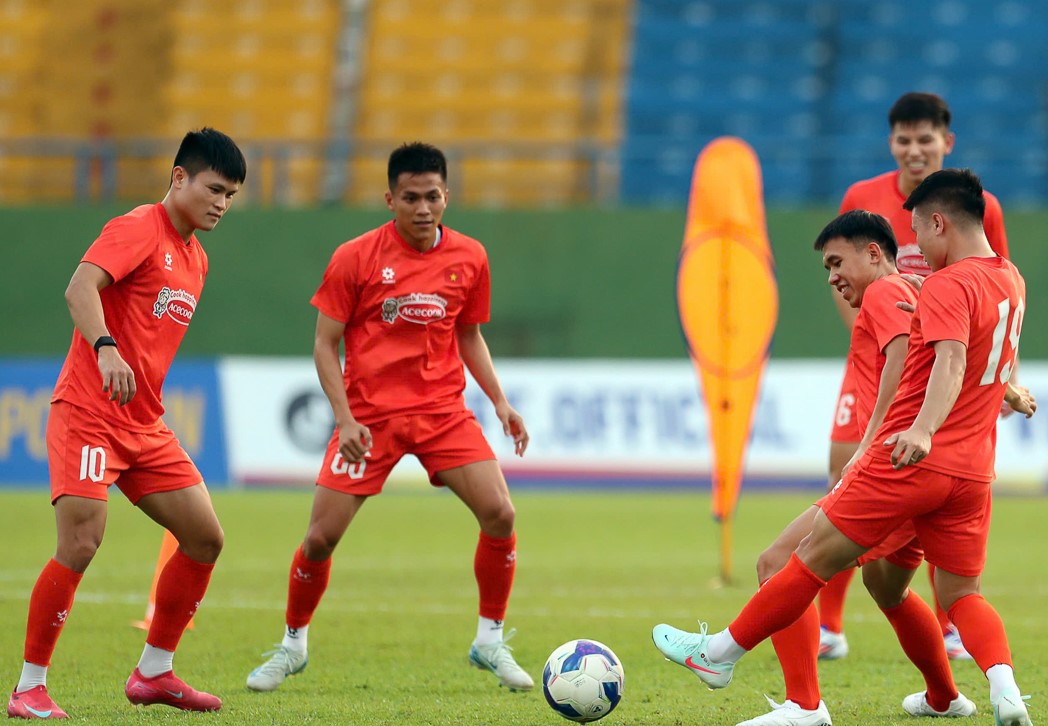 Tuyển Việt Nam - Tuyển Campuchia: Thể hiện vị thế nhà vô địch Đông Nam Á