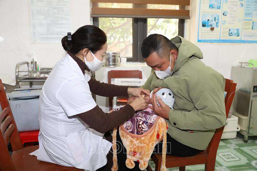 Bố trí khu khám riêng cho người nghi mắc sởi và người bệnh sởi