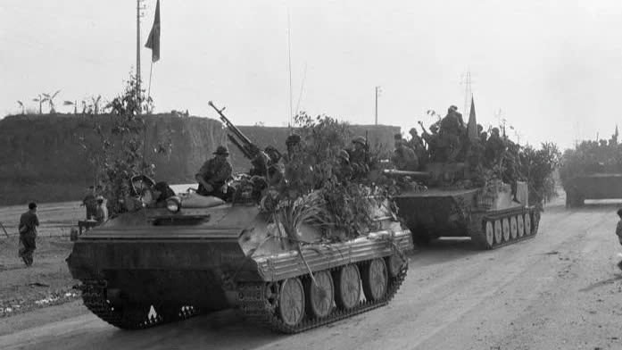 Ngày 12/4/1975: Quân khu 9 tăng cường các cuộc tiến công vào các căn cứ địch