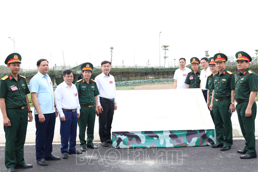 Huyện Bình Lục diễn tập thực hành huy động, bàn giao quân nhân dự bị