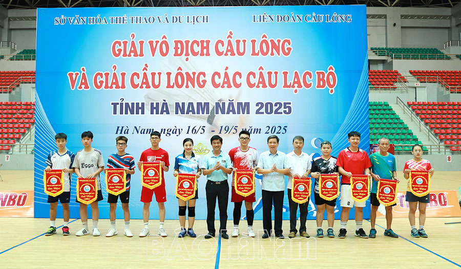 Khai mạc Giải vô địch Cầu lông và Giải Cầu lông các CLB năm 2025