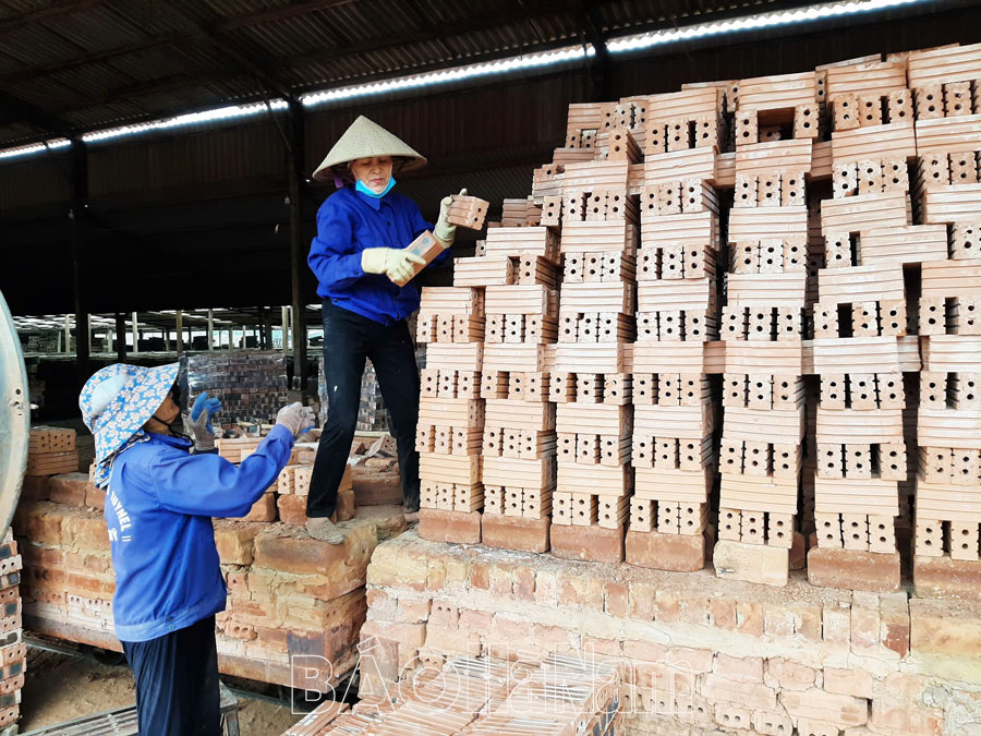 Doanh nghiệp vật liệu xây dựng phục hồi sản xuất