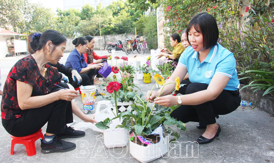 Chủ tịch Hội LHPN nhiệt tình, tận tụy với công tác hội
