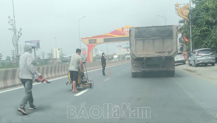 Duy Tiên tăng cường quản lý TTXD, hành lang ATGT