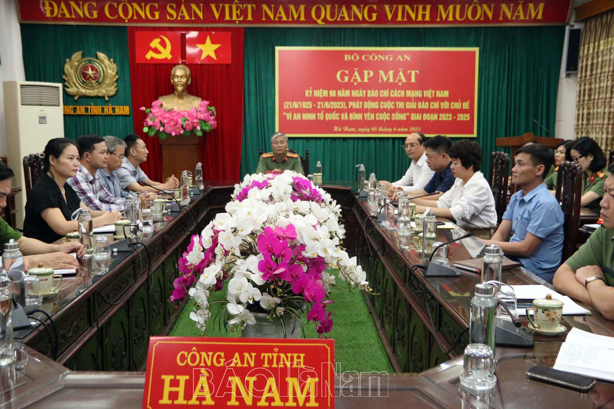 Bộ Công an tổ chức gặp mặt nhân kỷ niệm 98 năm Ngày Báo chí cách mạng Việt Nam