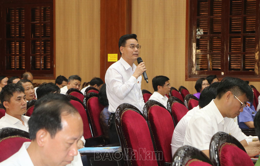 Nhiều vấn đề kinh tế- xã hội và đời sống dân sinh được nêu trong phiên chất vấn, trả lời chất vấn tại kỳ họp HĐND tỉnh chiều nay, 5/7