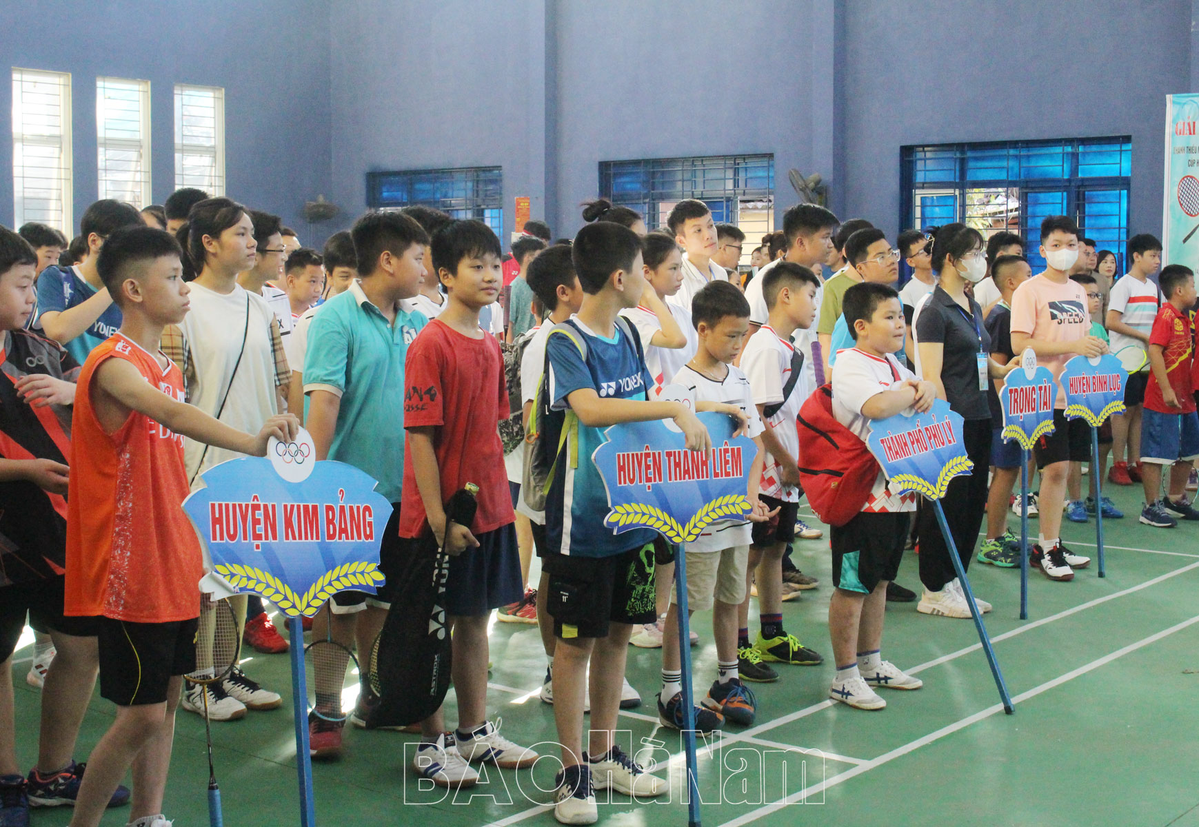 Trên 150 VĐV tham gia Giải Cầu lông Thanh thiếu nhi tỉnh Hà Nam năm 2023 -  Cúp Hoa Đông lần thứ I