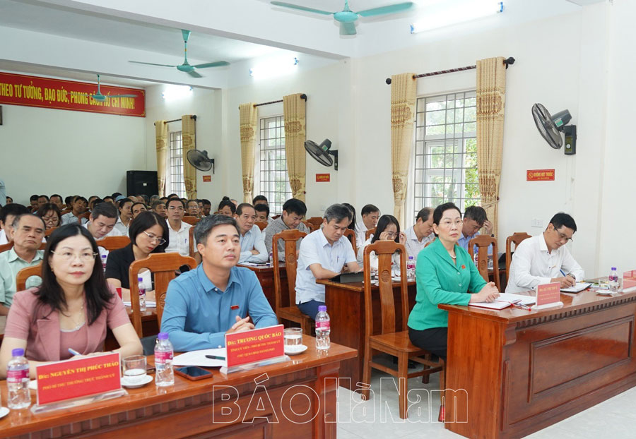 Đại biểu HĐND tỉnh tiếp xúc cử tri trước Kỳ họp thường lệ cuối năm