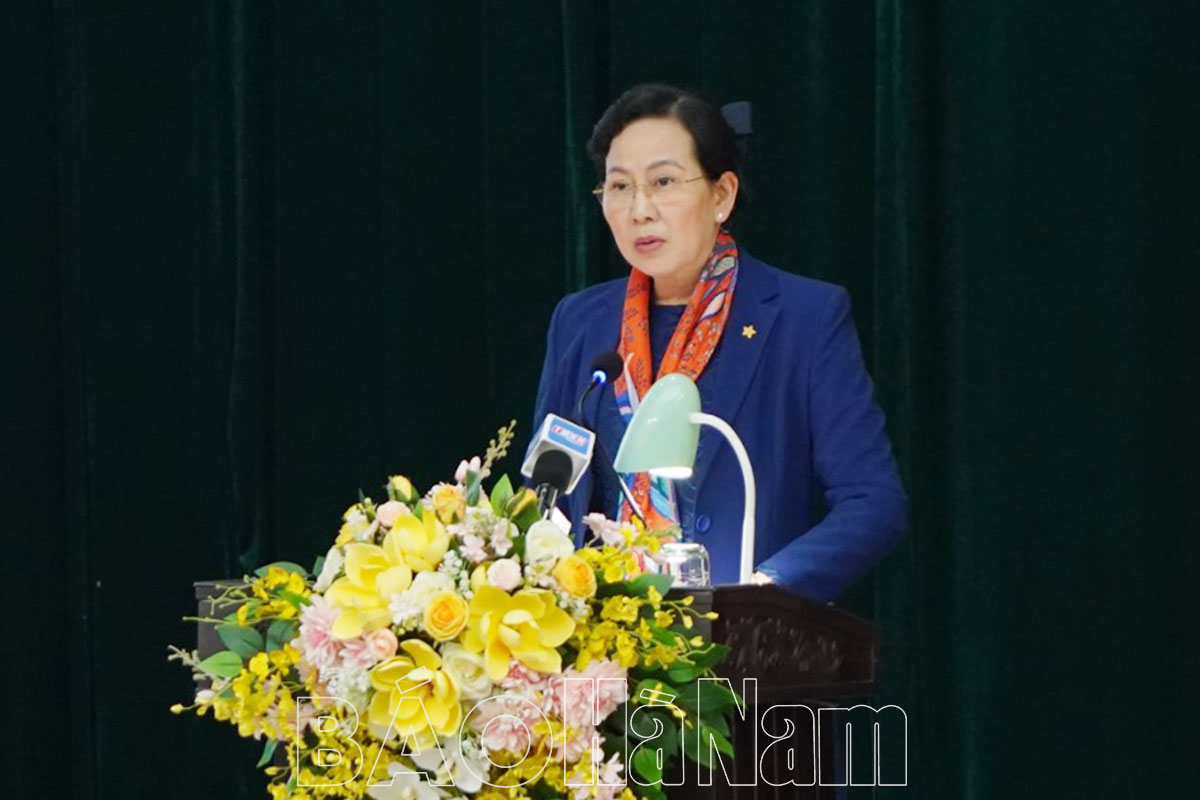 Hội nghị toàn quốc nghiên cứu, học tập, quán triệt Nghị quyết Hội nghị lần thứ tám, Ban Chấp hành Trung ương Đảng (Khóa XIII)