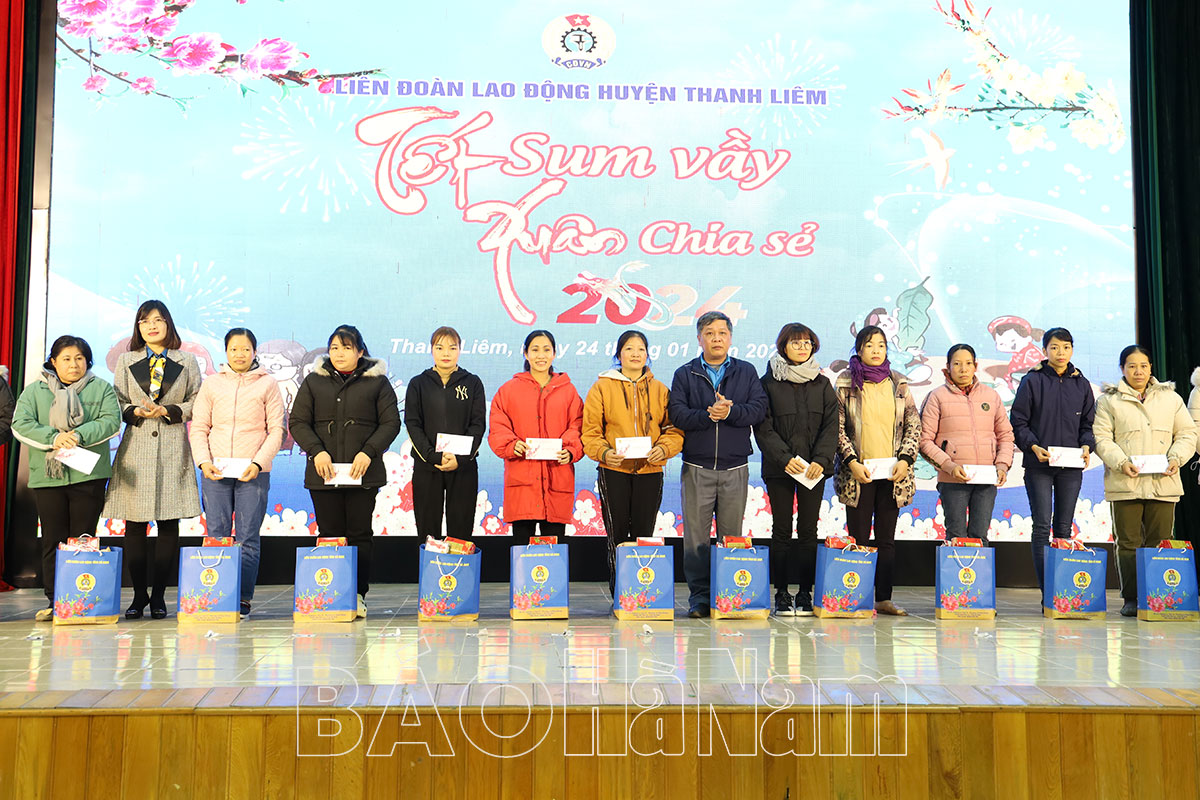 “Tết sum vầy – Xuân chia sẻ” cho công nhân lao động huyện Thanh Liêm