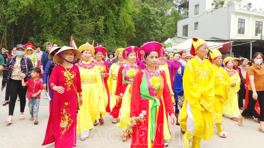 Lễ hội truyền thống đền Lăng