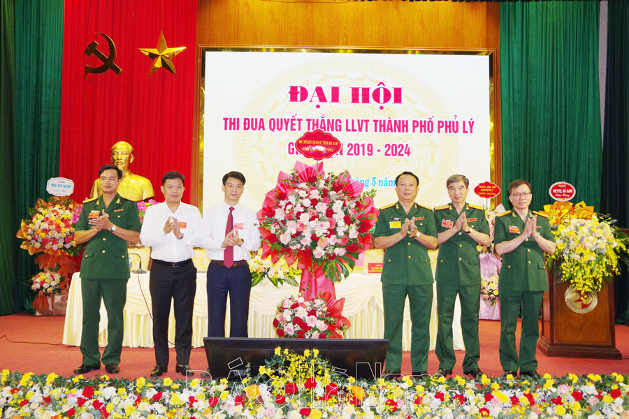 Thành phố Phủ Lý tổ chức Đại hội thi đua Quyết thắng trong lực lượng vũ trang