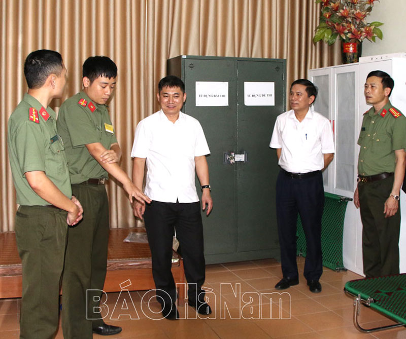 Ban chỉ đạo các kỳ thi tỉnh kiểm tra công tác tuyển sinh lớp 10 không chuyên năm học 2024- 2025