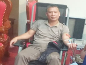 Tôi thấy vui và hạnh phúc khi tham gia hiến máu tình nguyện