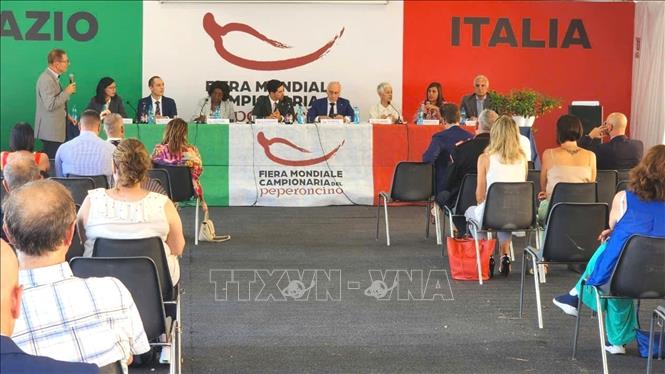 Ấn tượng gia vị Việt Nam tại Hội chợ quốc tế về ớt và gia vị Rieti, Italy