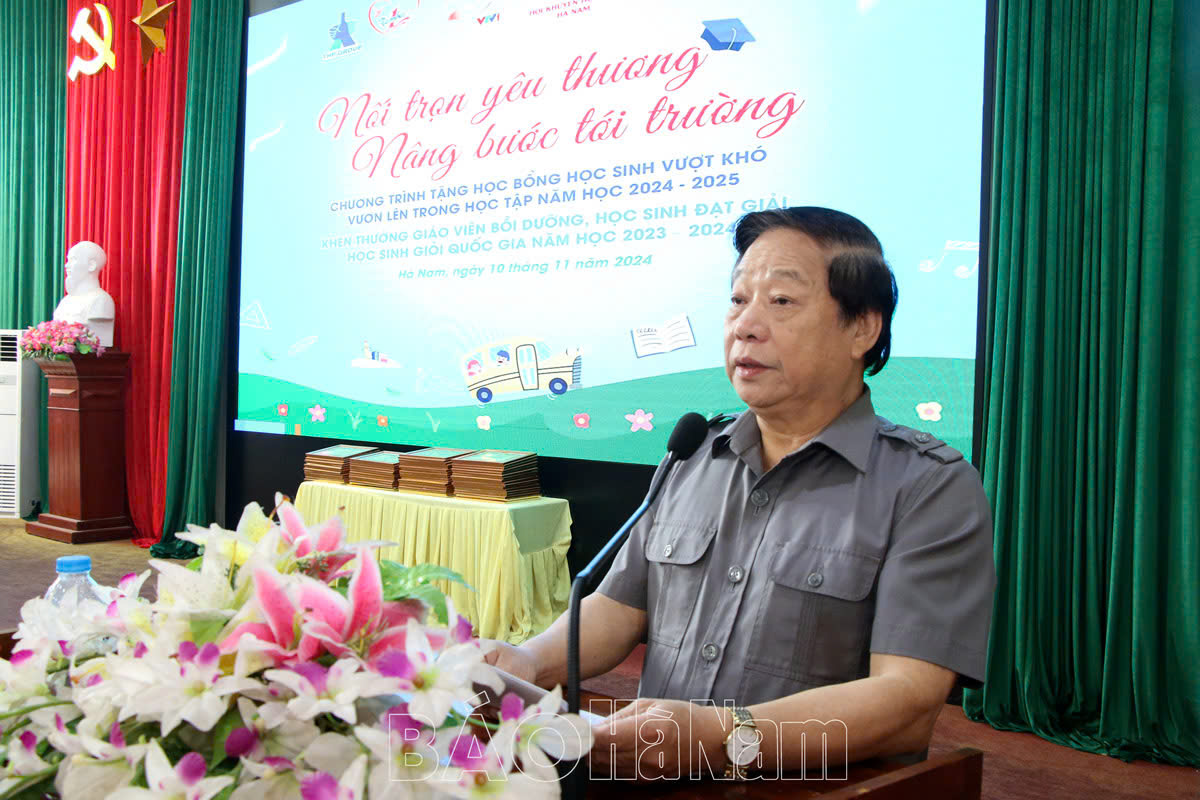 Hội Khuyến học tỉnh tổ chức chương trình “Nối trọn yêu thương – Nâng bước tới trường”